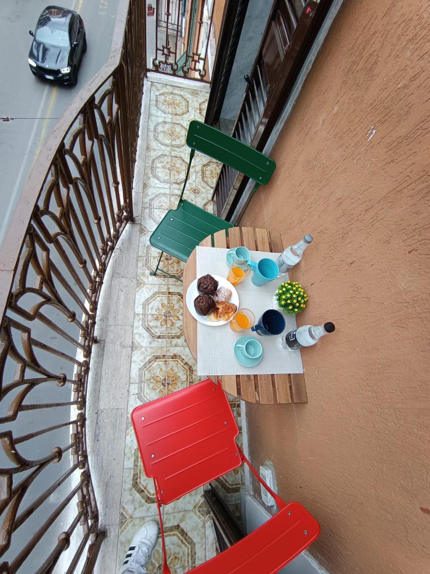 Dimora Crispi 70 Apartamento Bari Exterior foto